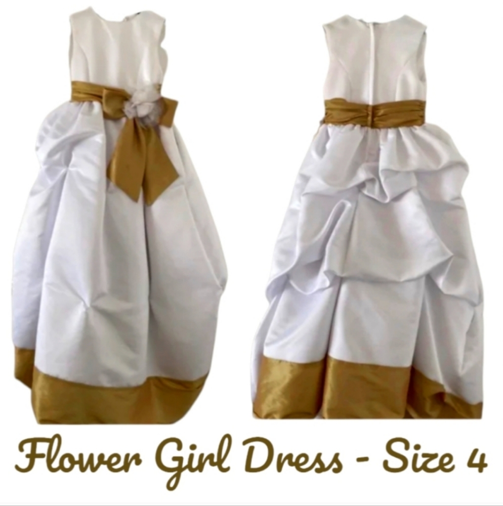 MACIS Girl's Sleeveless Long Dress with Gold Waistband and Large Bow Size 4